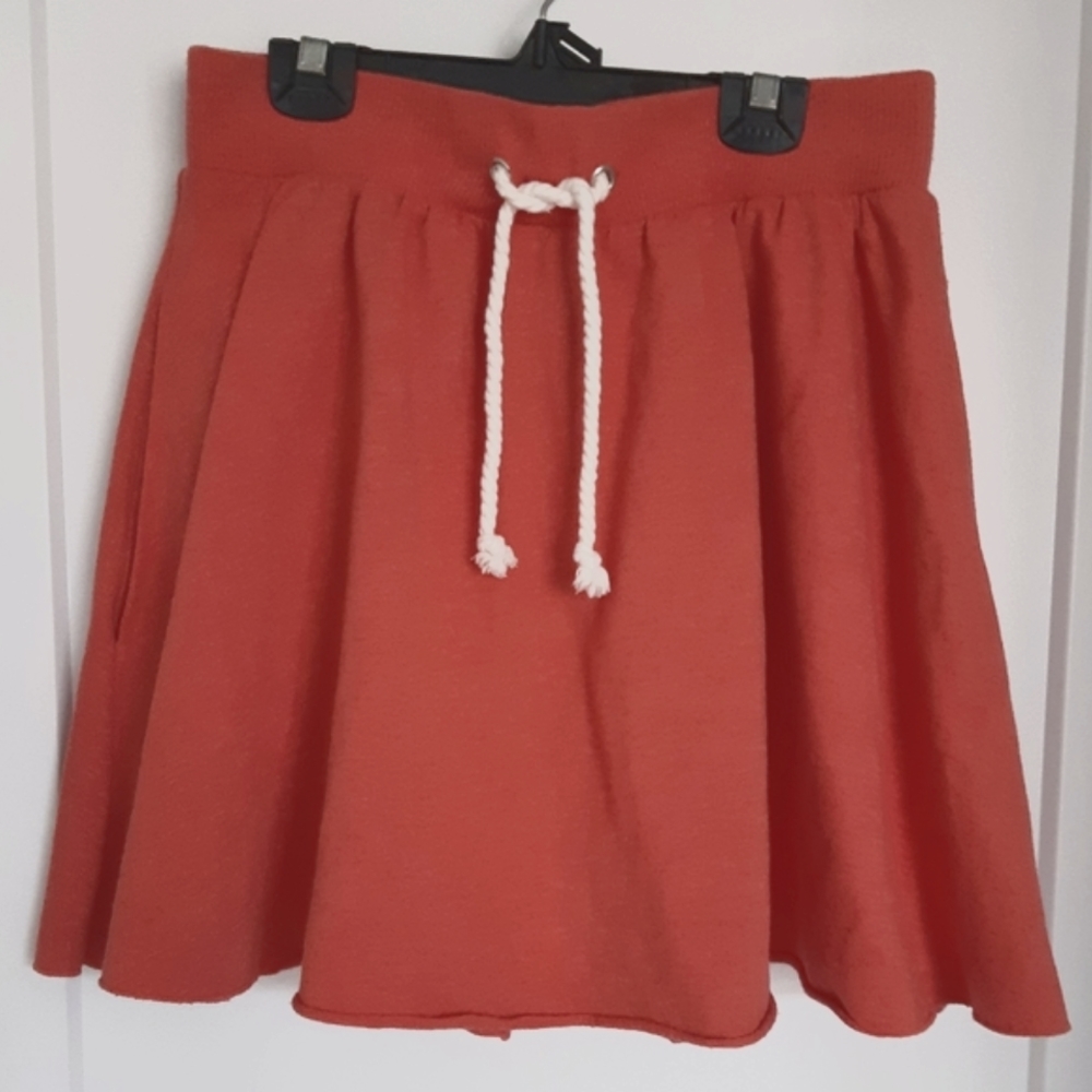 Simons Twik skater-style skirt with pockets